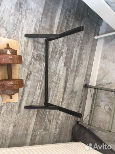 Набор гантелей и брусья настенные