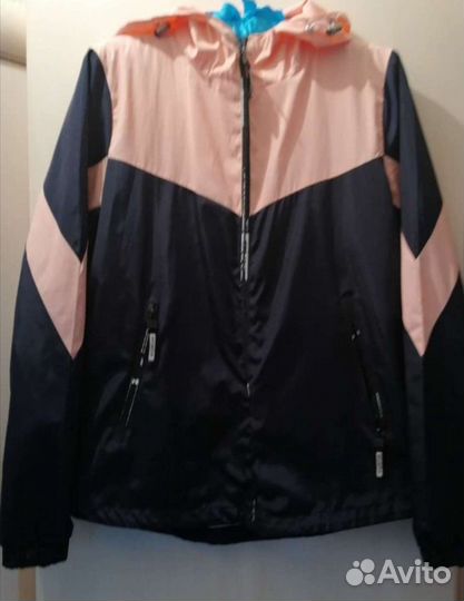 Куртка ветровка женская