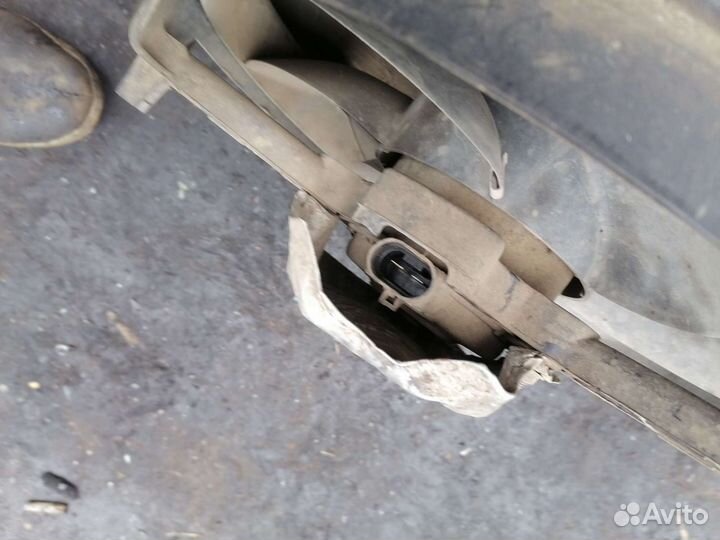 Радиатор охлаждения фиат браво 2000г 1.6