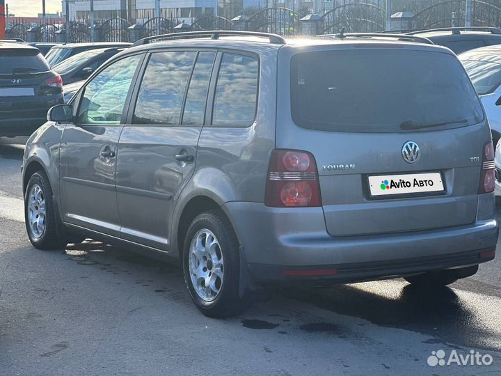 Volkswagen Touran 1.9 МТ, 2008, 256 000 км