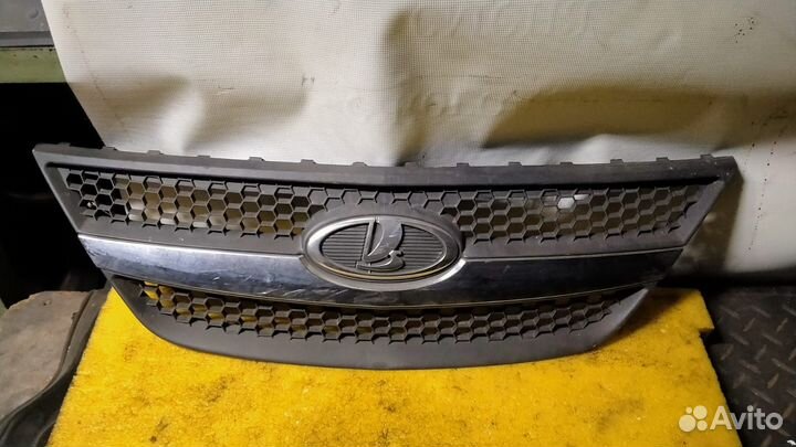 Решетка радиатора LADA Largus