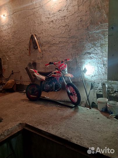 Продам питбайк