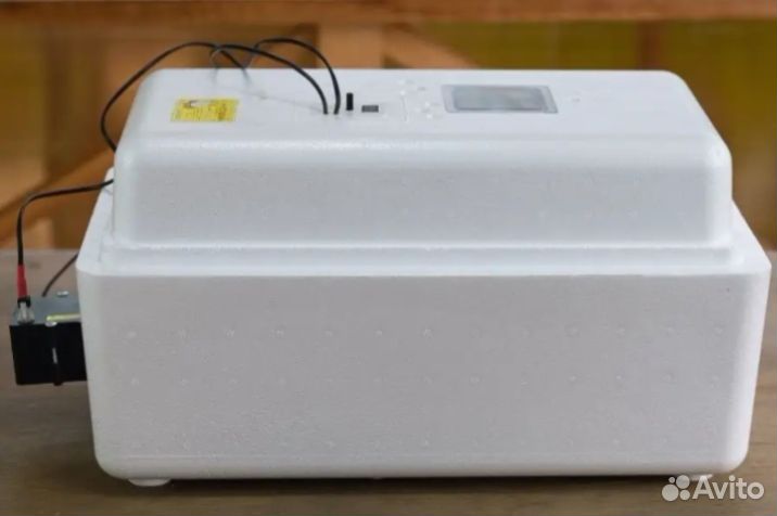 Инкубатор несушка 36 яиц