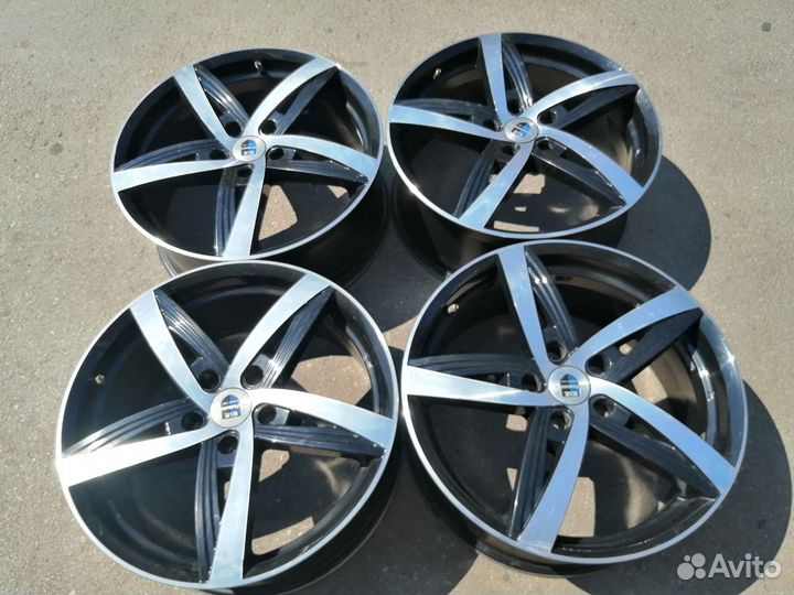 18 красивые литые диски на иномарку