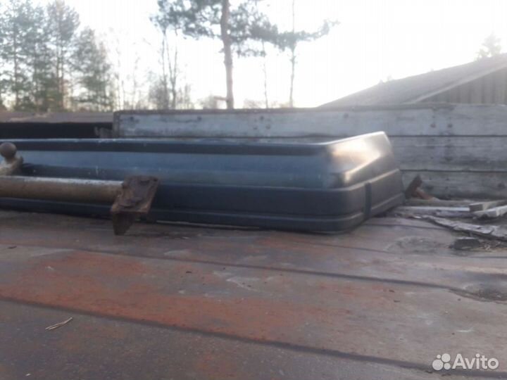 Бампер задний Вольво 940