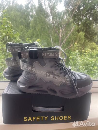 Кроссовки тактические, строительные