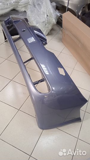 Бампер передний Nissan Primera P12 в цвет