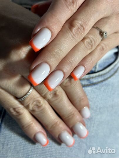 Маникюр, брови