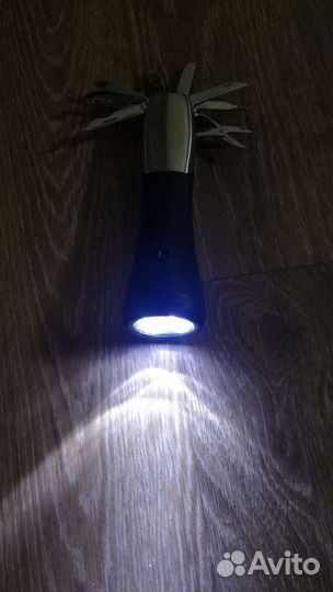 Фонарь- мультититул 8 в 1