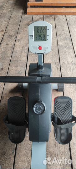 Гребной тренажер