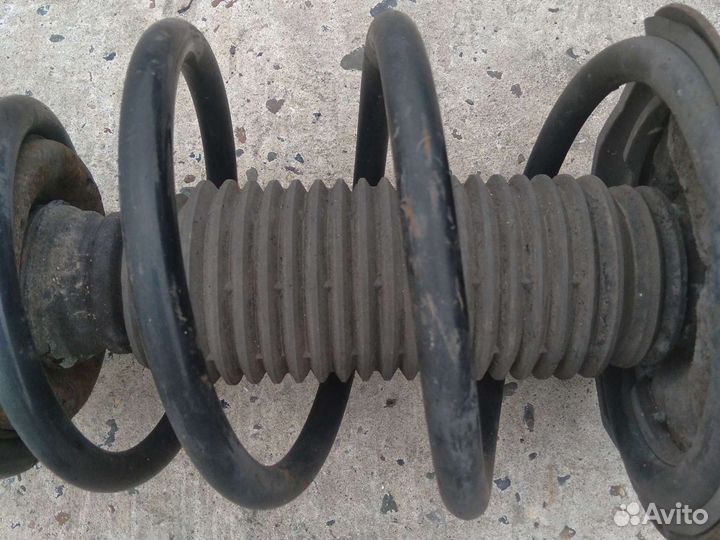 Стойка передняя правая бмв Х3 Е83