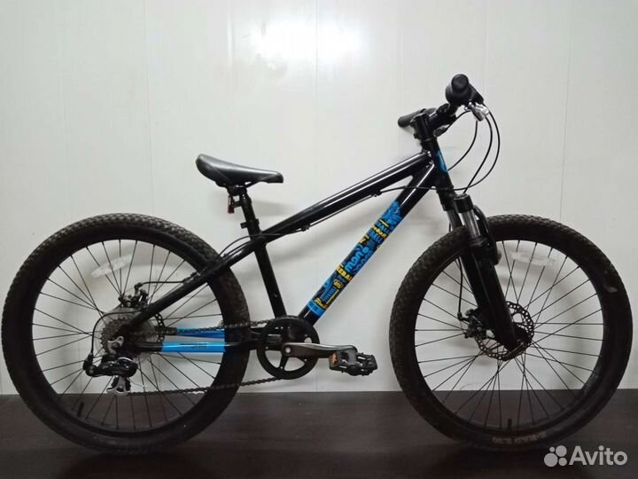 Mongoose Fireball 24