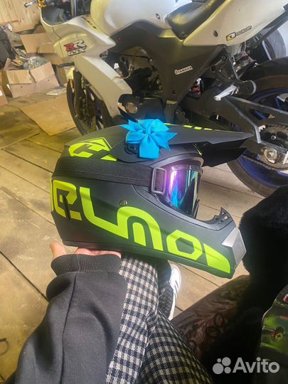 Мотошлем кроссовый