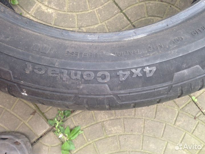 Резина контенинталь 235.55.19