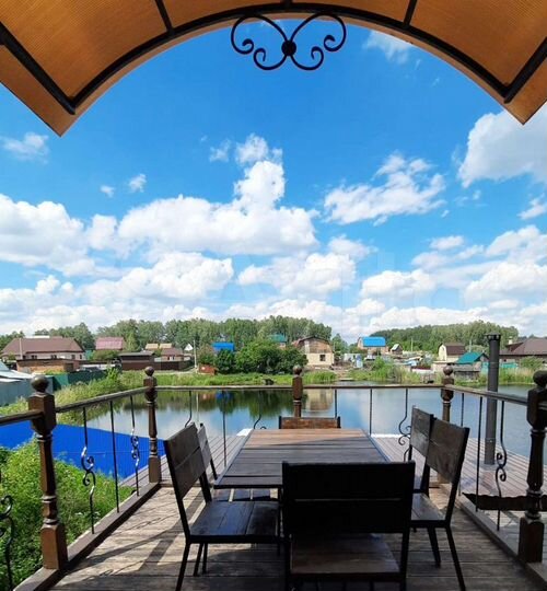 Коттедж 95 м² на участке 9 сот.