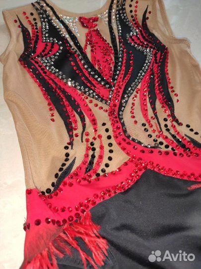 Купальник гимнастический для выступлений