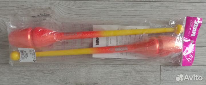 Булавы для художественной гимнастики Sasaki 40,5см