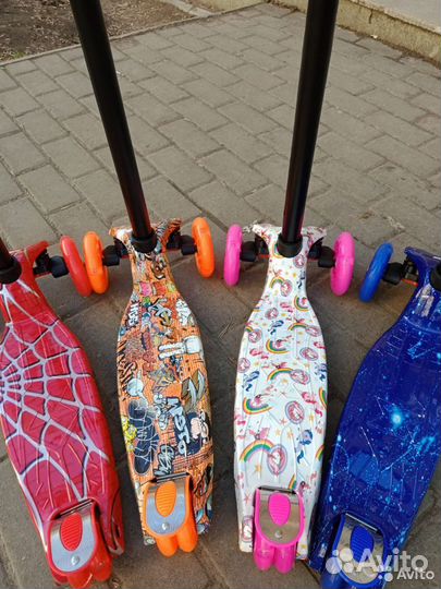 Самокат детский трехколесный