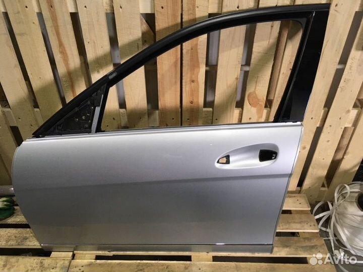 Дверь передняя левая Mercedes-Benz C-Class W204