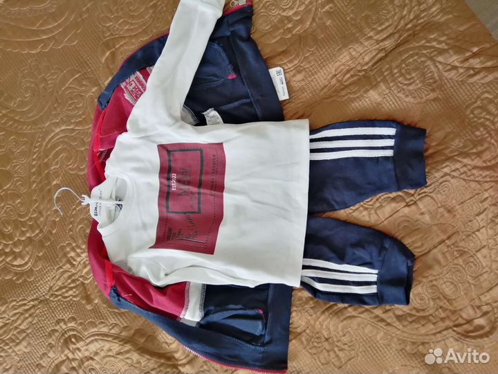 Три абсолютно новых костюма