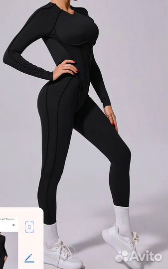 Новый спортивный комбенизон