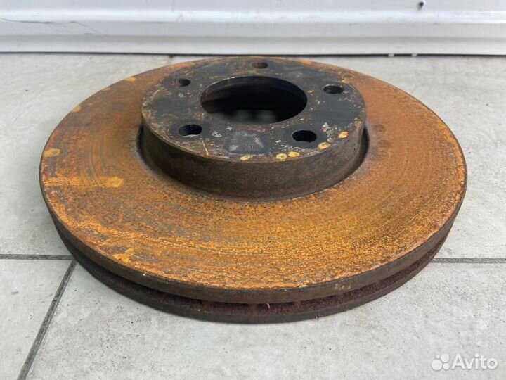 Тормозной диск передний Mazda 3 BK