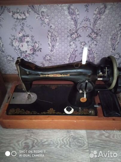 Швейная машина подольская