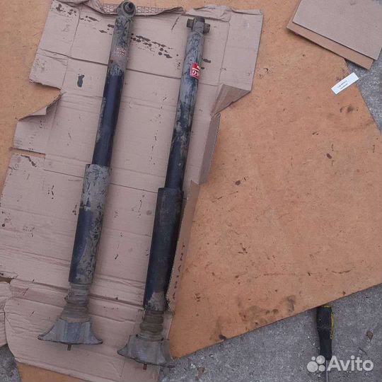 Задние стойки мазда 3 бк