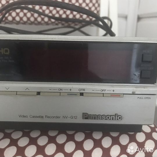 Видеомагнитофон Panasonic nv g12