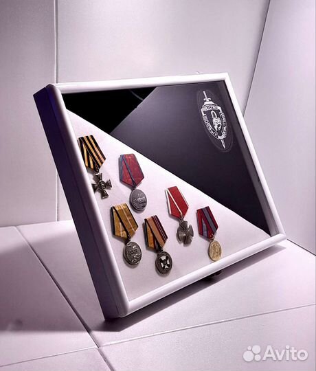 Рамка для медалей и знаков 30х40