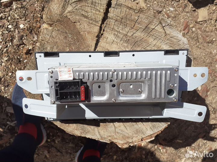 Продам автомагнитолу