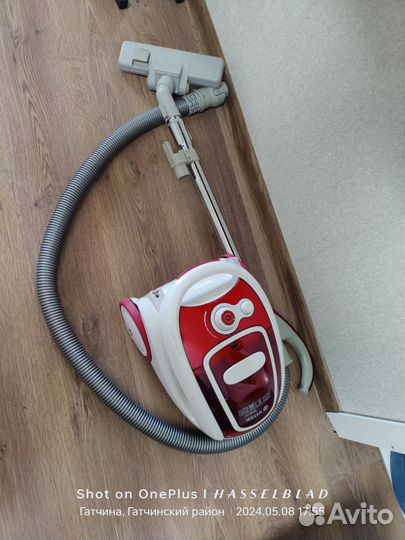 Пылесос Vitek