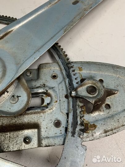 Focus 2 стеклоподъемник передний левый 3M51R23201