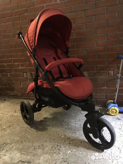 Прогулочная коляска babyton