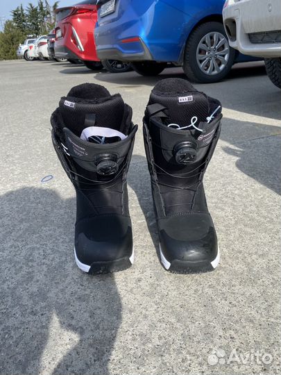 Сноубордические ботинки 38 nidecker