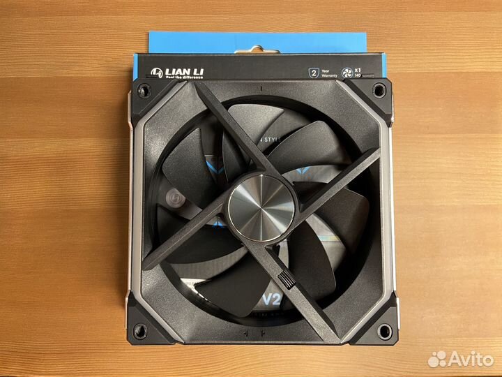 Вентилятор lian LI UNI FAN SL V2 140