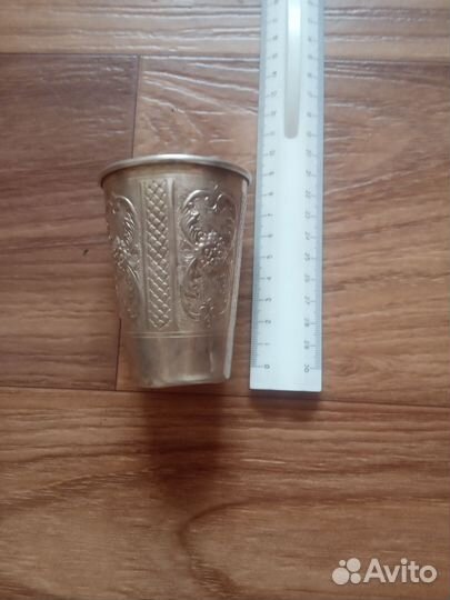 Винтажный серебряный стакан