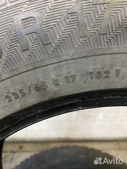 Gislaved NordFrost 100 SUV 225/65 R17 102T