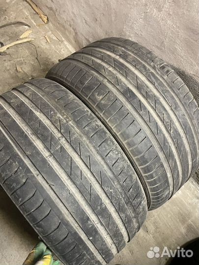 Nokian Tyres Hakka Black 275/35 R20