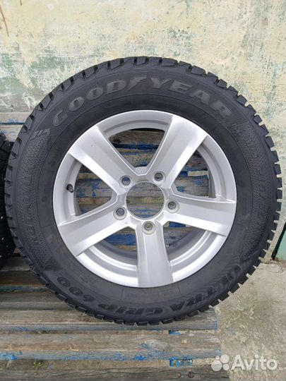 Зимние колеса на ниву 215 65 16