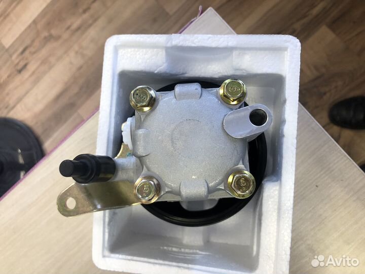 Насос гидроуслителя руля гур Nissan