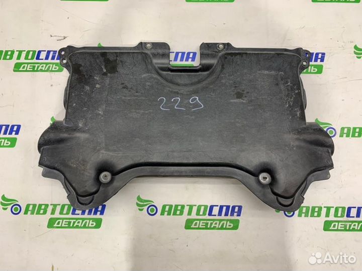 Защита двигателя Mercedes Benz C-Class W204