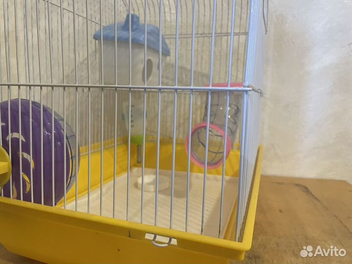 Клетка для хомяка с домиком и поилкой