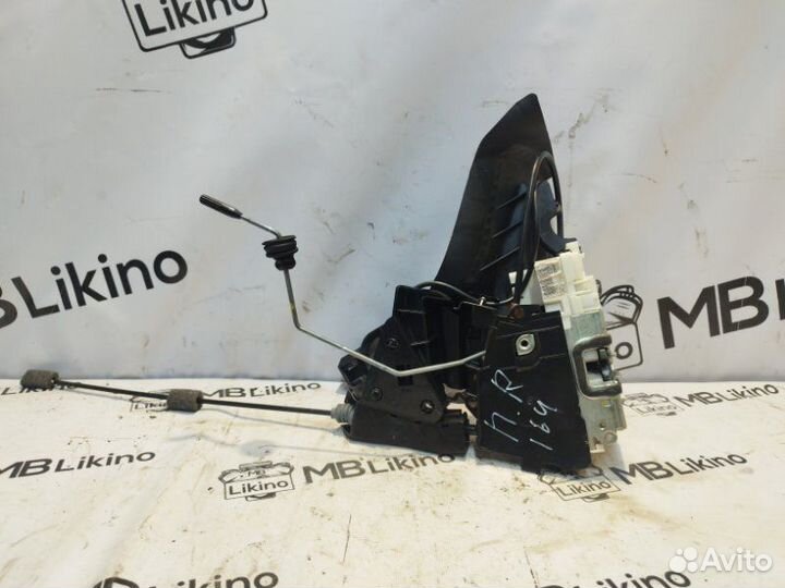 Замок двери передний правый Mercedes Ml W164