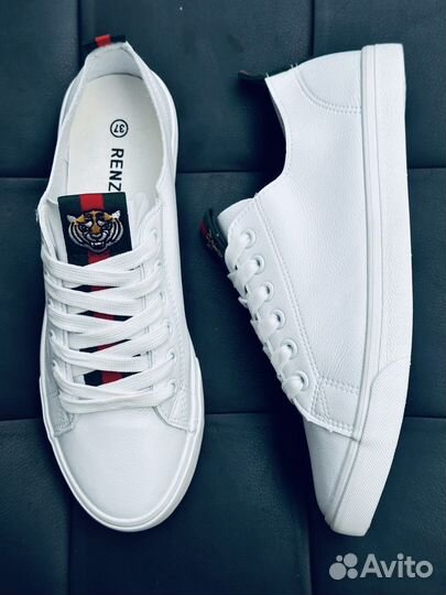 Белые кеды новинка 2023