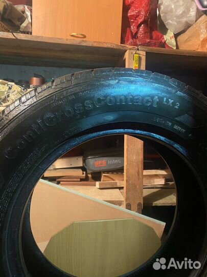 Continental ContiCrossContact RX 215/75 R16