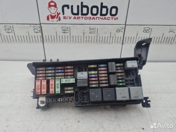 Блок предохранителей моторный Mercedes Ml W164