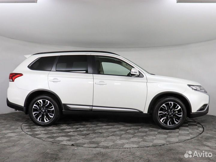 Mitsubishi Outlander 2.0 CVT, 2021, 60 780 км