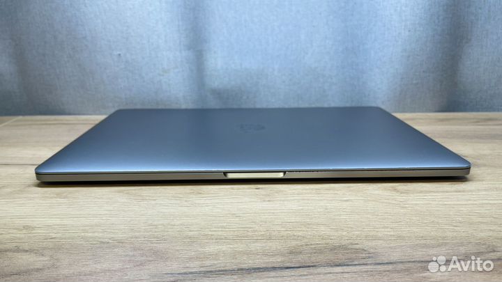 Apple macbook pro 15