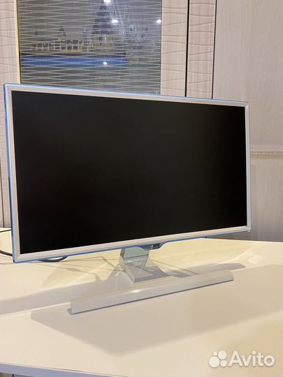 Монитор Samsung 23.6